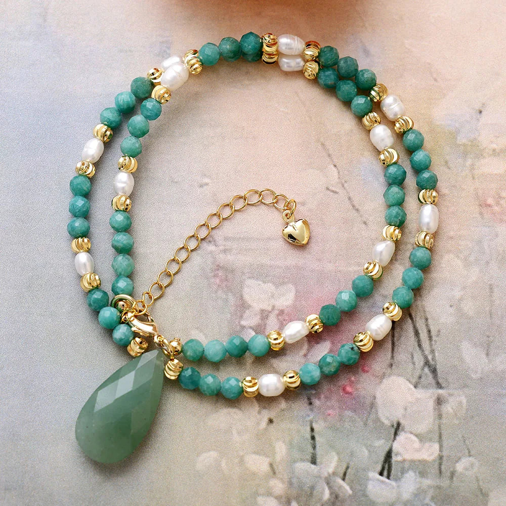 Refined Teardrop Pendant Choker Necklace