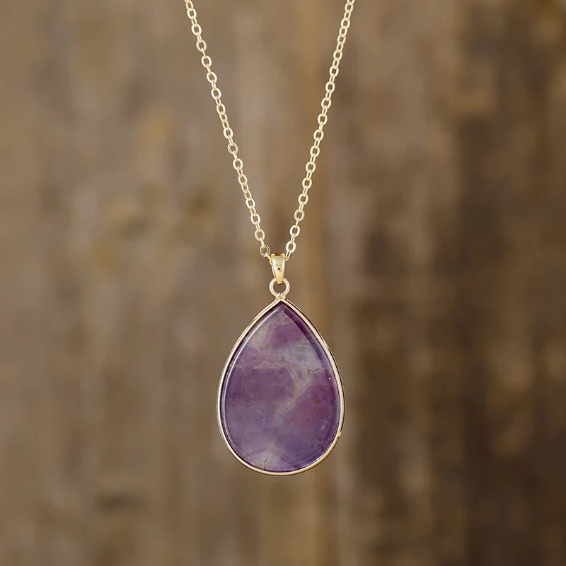 Natural Elegance Teardrop Necklace