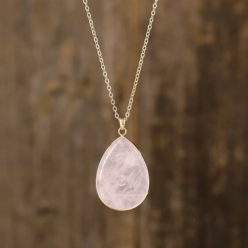 Natural Elegance Teardrop Necklace