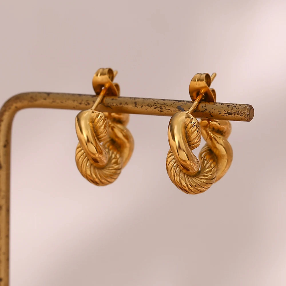 Layla 18k Gold Twist Earrings