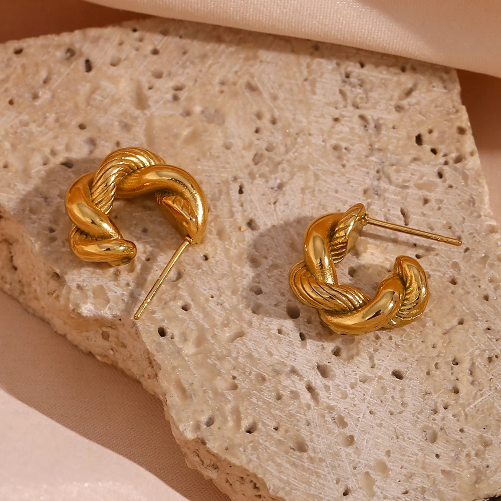 Layla 18k Gold Twist Earrings