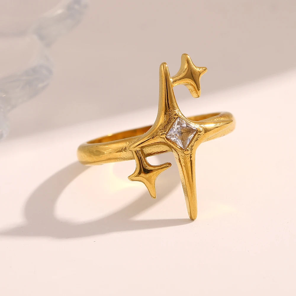 Irregular Zircon Star Cocktail Ring