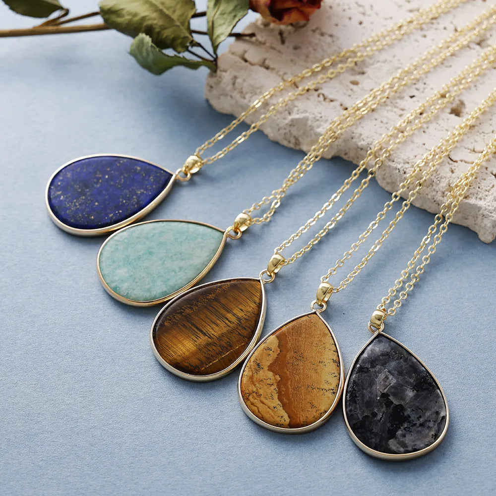 Natural Elegance Teardrop Necklace