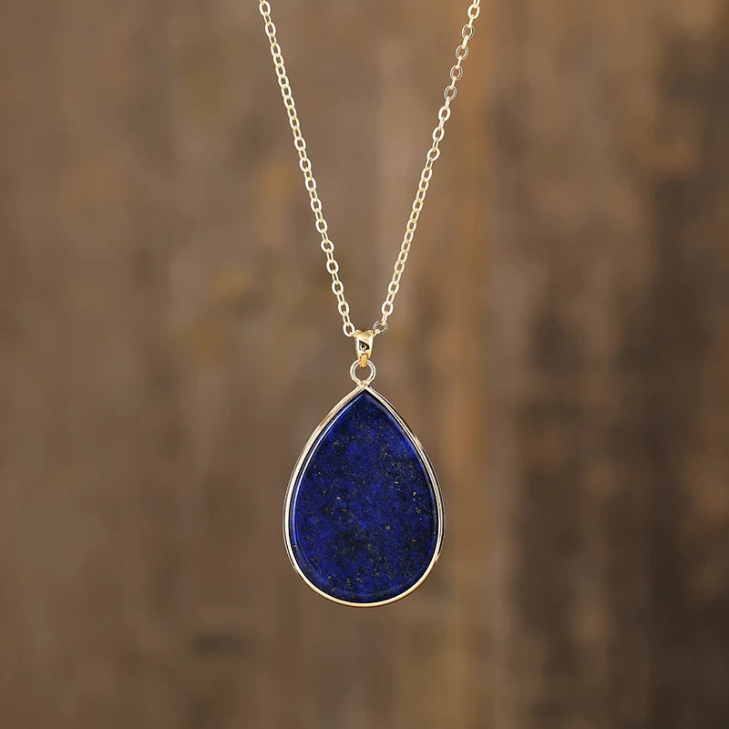 Natural Elegance Teardrop Necklace