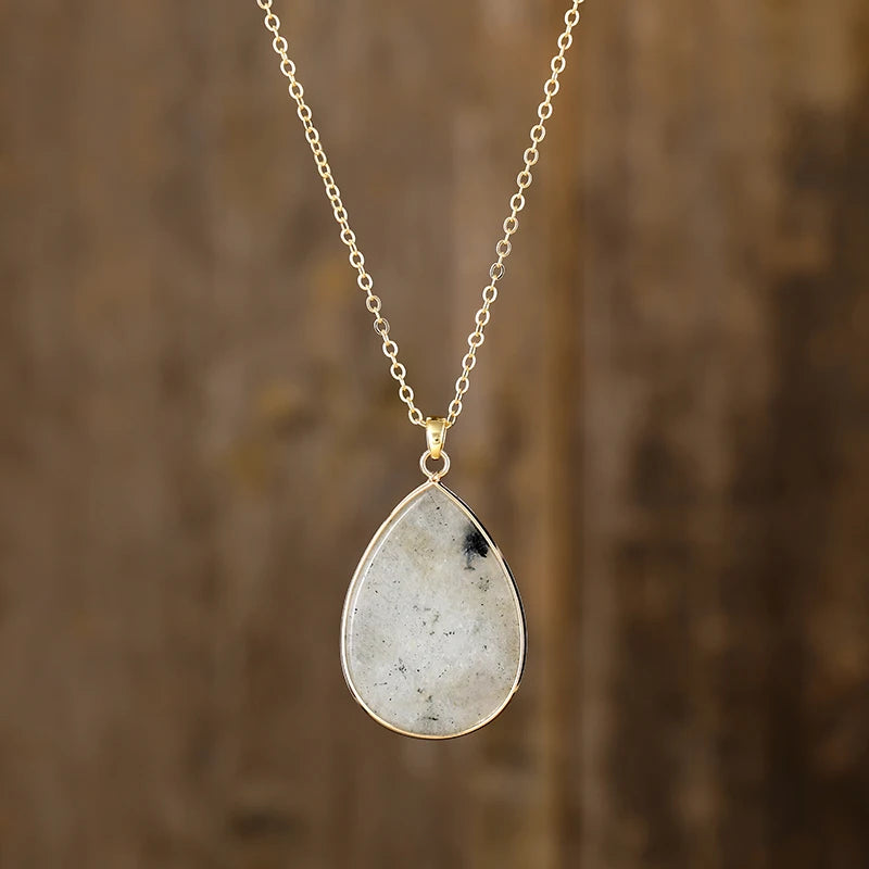 Natural Elegance Teardrop Necklace