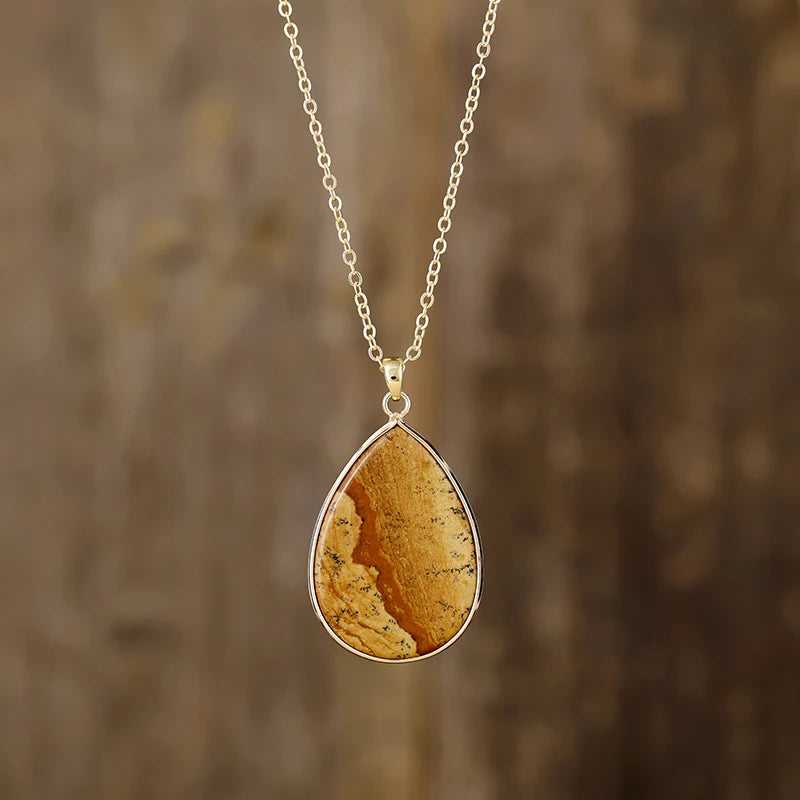 Natural Elegance Teardrop Necklace