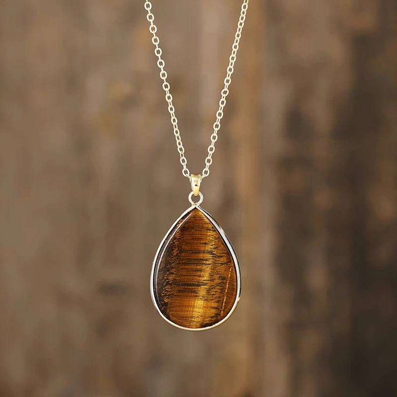 Natural Elegance Teardrop Necklace