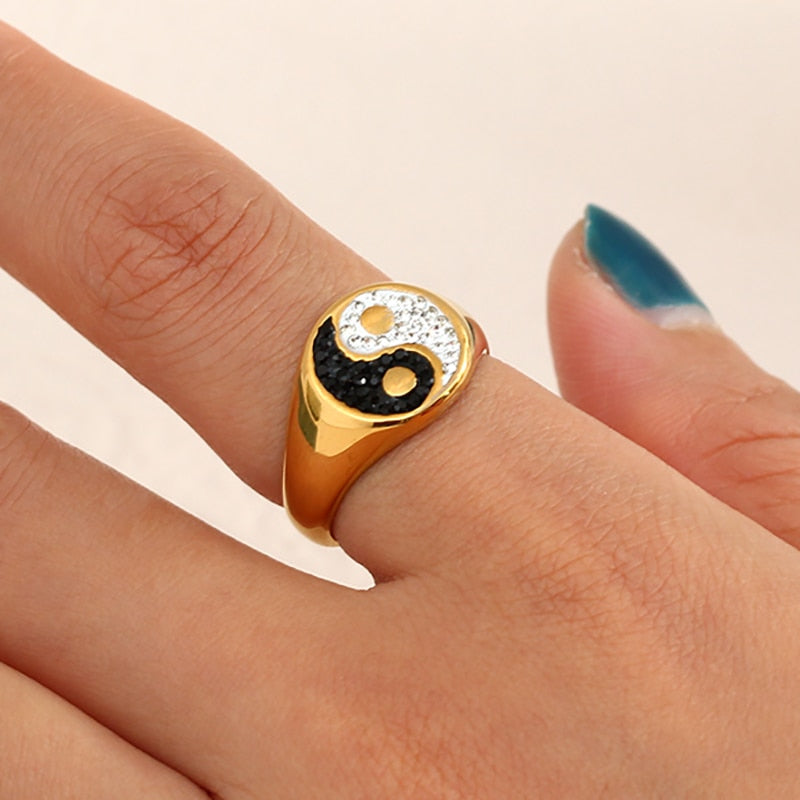 YingYang Rhinestone Dome Ring