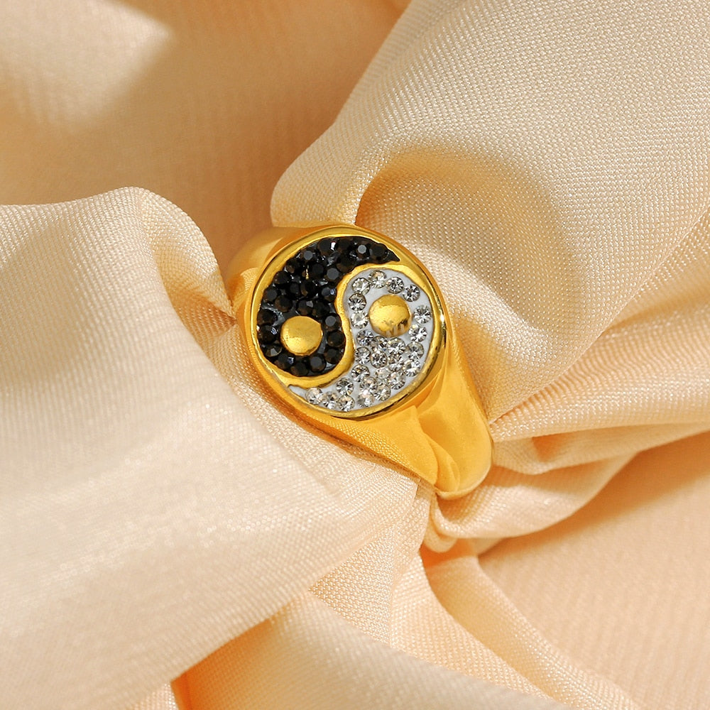 YingYang Rhinestone Dome Ring