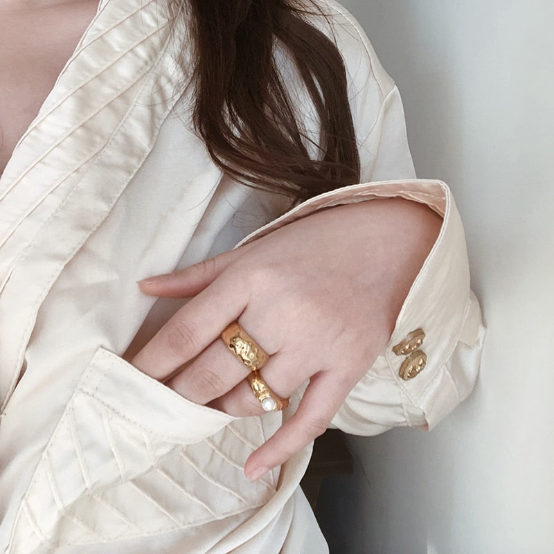 Exquisite Pearl Jagged Vintage Ring