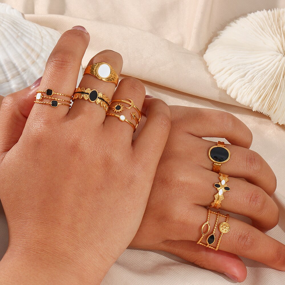 Abstract Cut Bold Ring