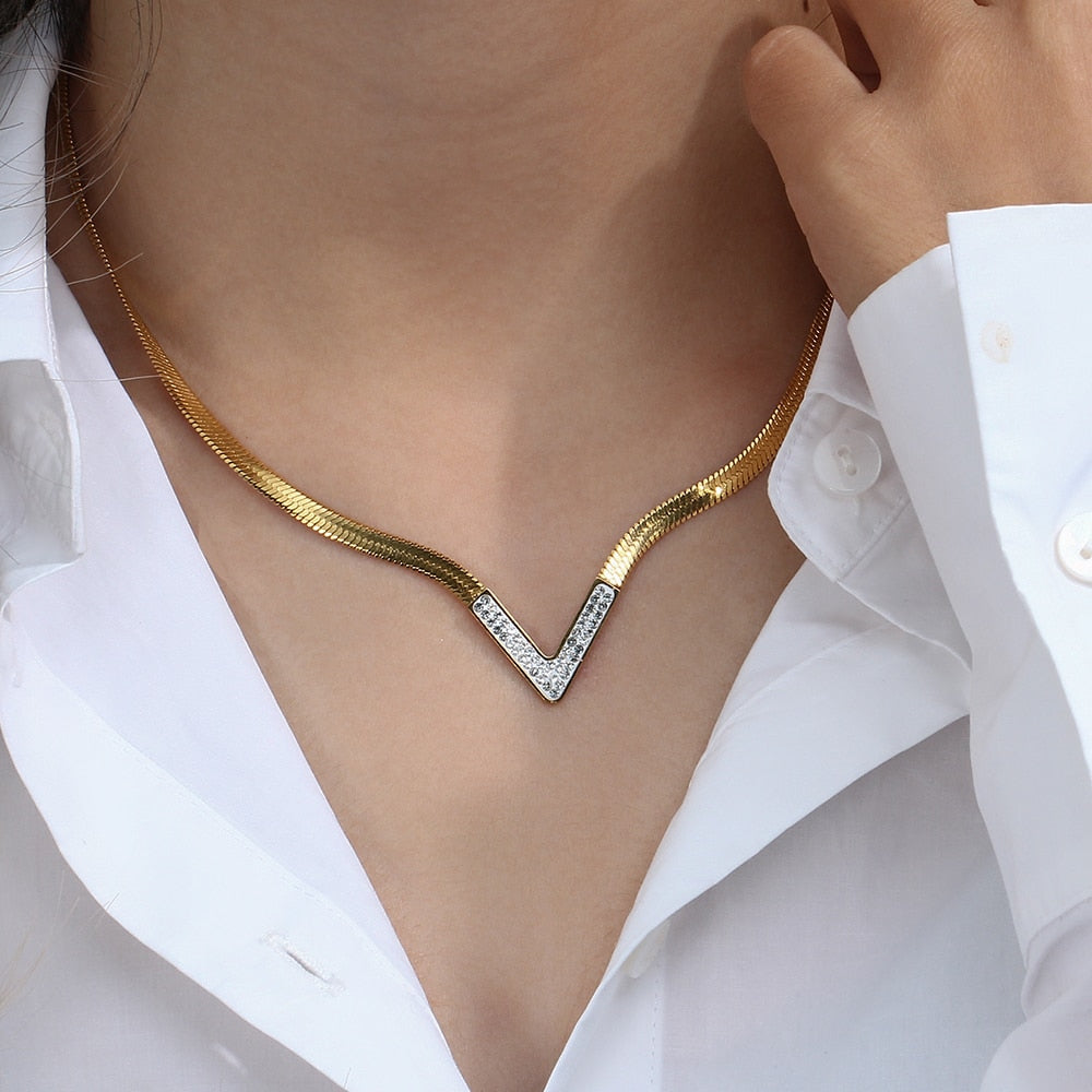 Heroine V Shape Herringbone Necklace