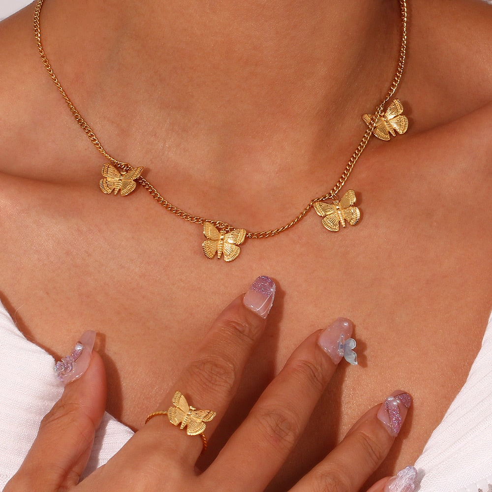 Butterfly Embellished Gold Jewellery Set