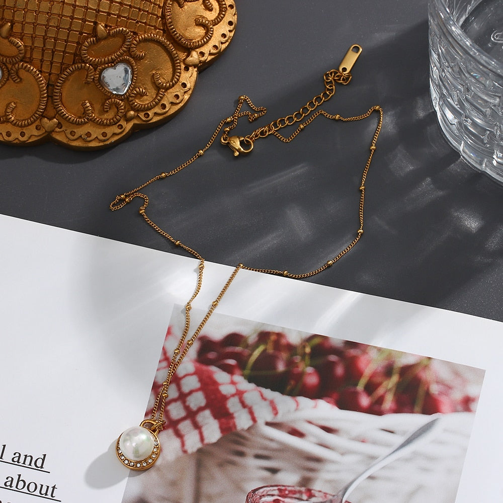 Studded Pendant Pearl Necklace