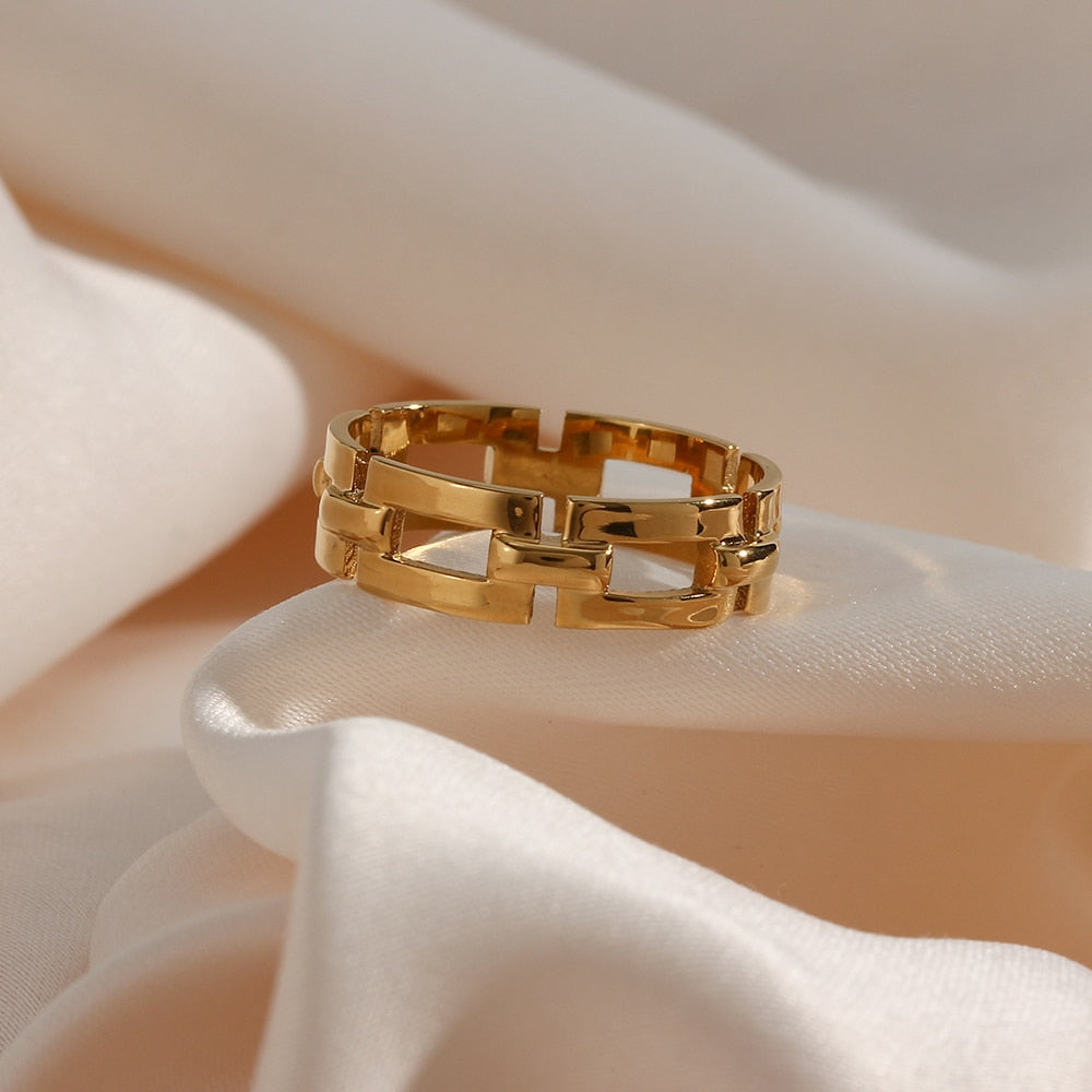 Buckle Style Geometric Ring