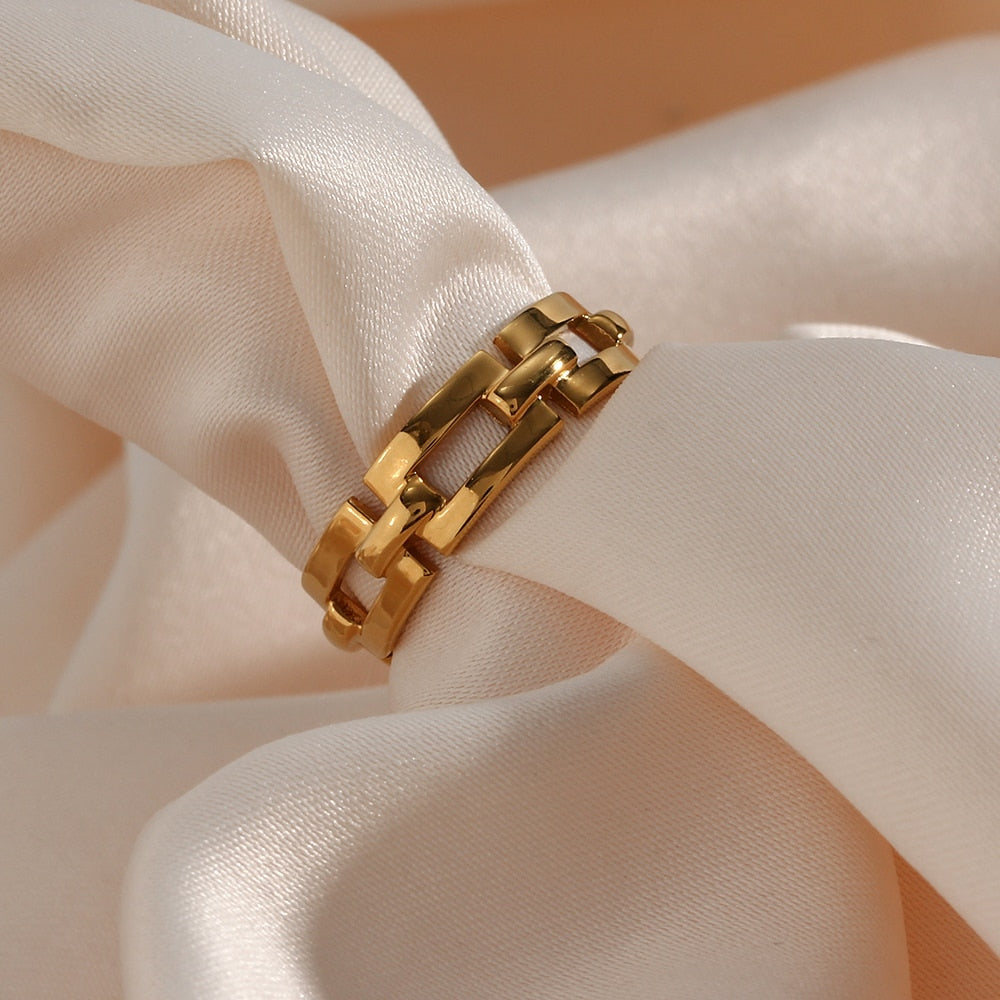 Buckle Style Geometric Ring
