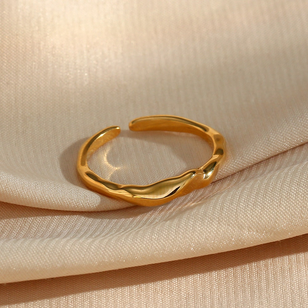 Snaggy Adjustable Gold Ring