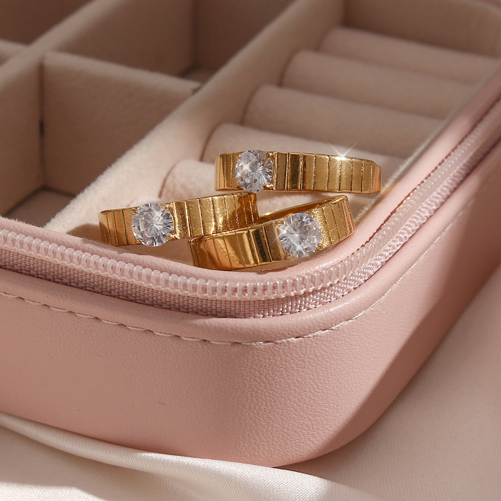 CZ Stone Setting Gold Ring
