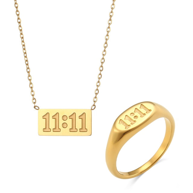11:11 Engraved Signet Jewellery Set